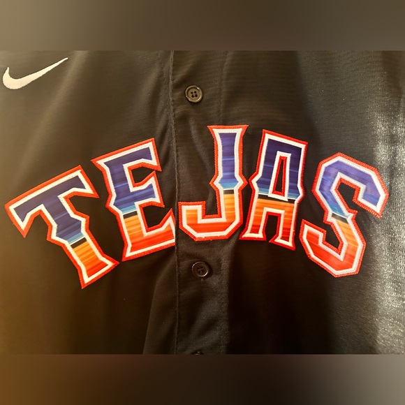 New, Nike Tejas Jersey with Mexico/Texas flags on sleeves - Picture 3 of 7